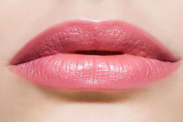 Easy Tips to get soft and pink lips