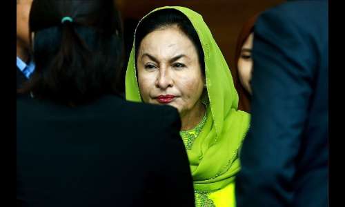 Wife of former Malaysian leader arrested in graft scandal