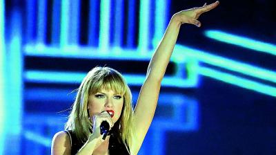 Taylor Swift’s Billboard hattrick