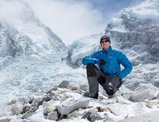 Australian climbs Everest, sets fastest seven summit record – hiking official