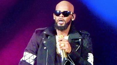 RnB singer R Kelly released on bail